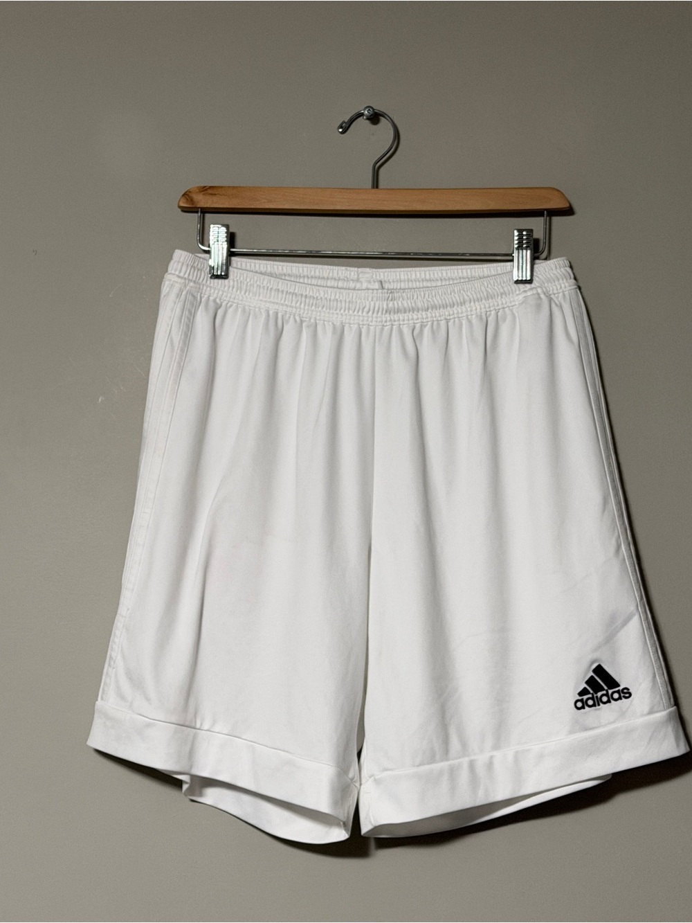 Adidas white basketball shorts Size L #athletic #summer